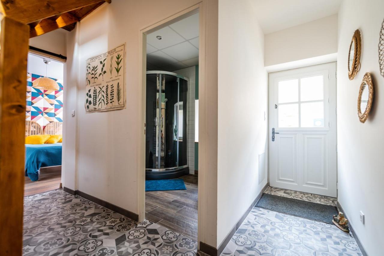 Chez Twiggy - Guesthouse Vintage A Prenois Bagian luar foto